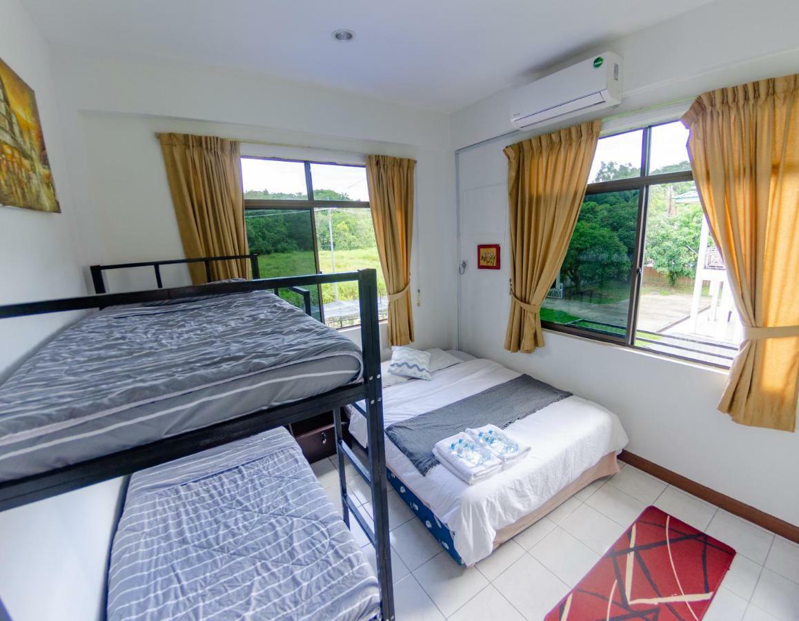 Muara Poni Homestay מראה חיצוני תמונה