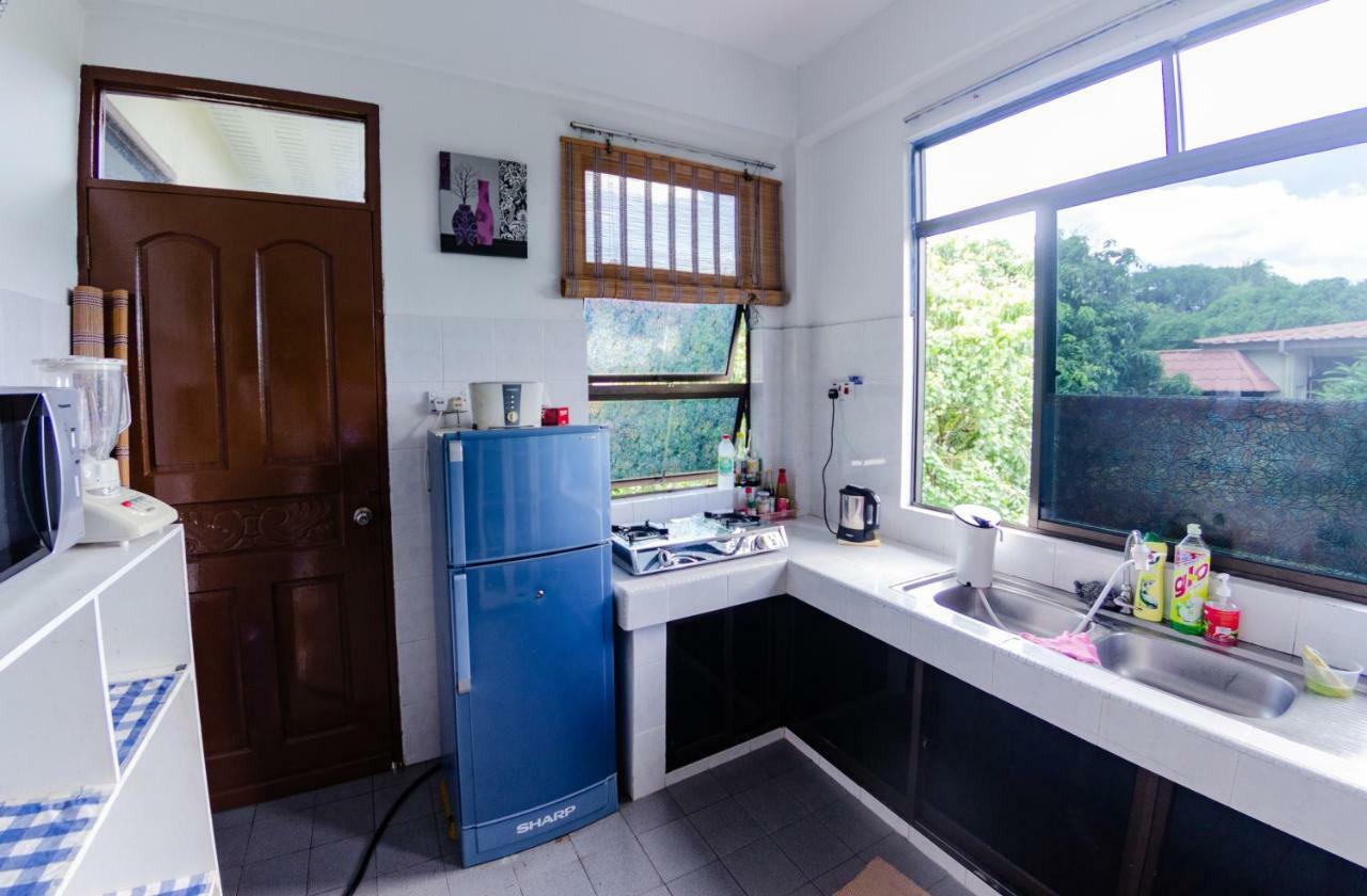 Muara Poni Homestay מראה חיצוני תמונה